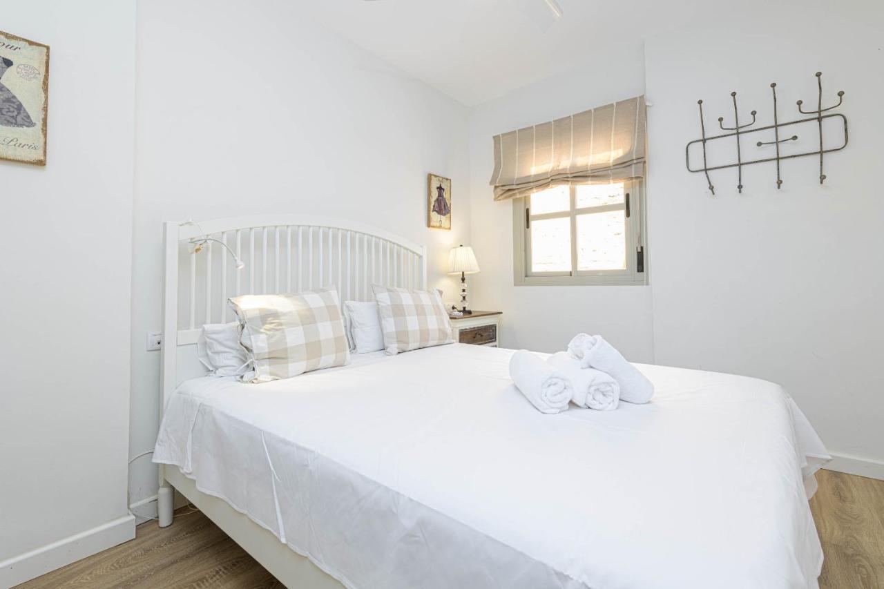 Wintowinrentals Genial Apartamento, Centrico Y Silencioso Málaga Exteriör bild