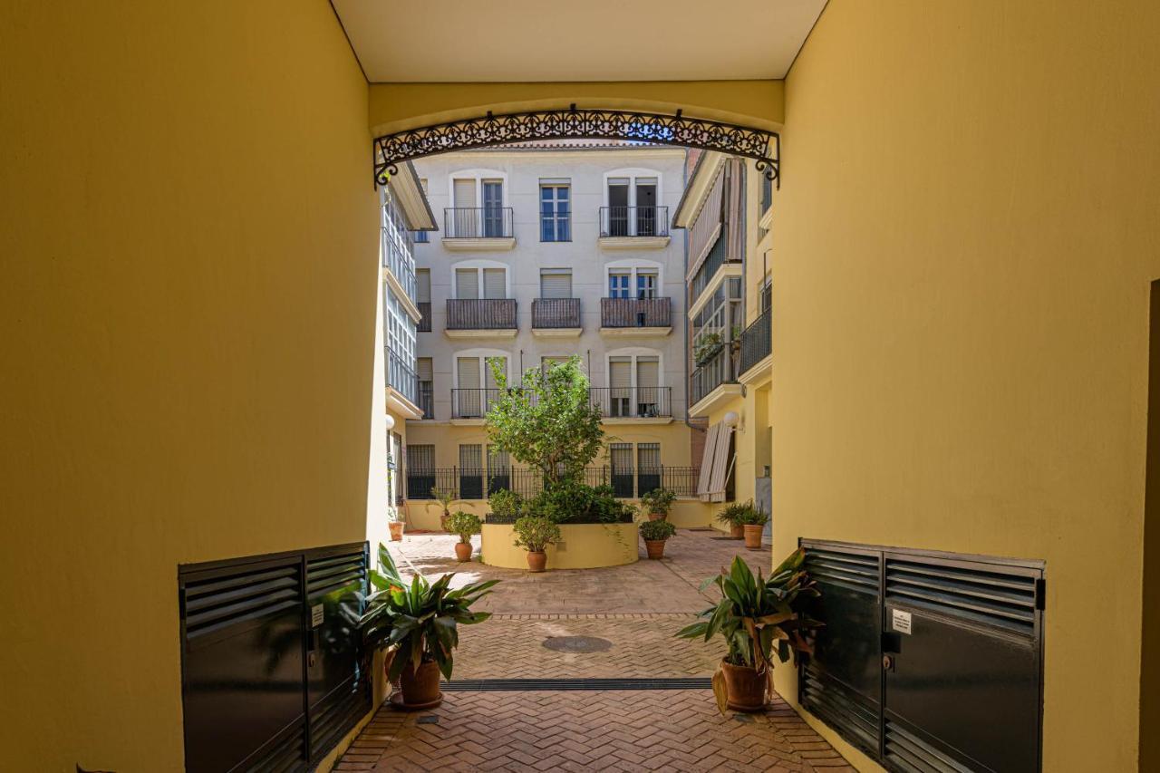 Wintowinrentals Genial Apartamento, Centrico Y Silencioso Málaga Exteriör bild